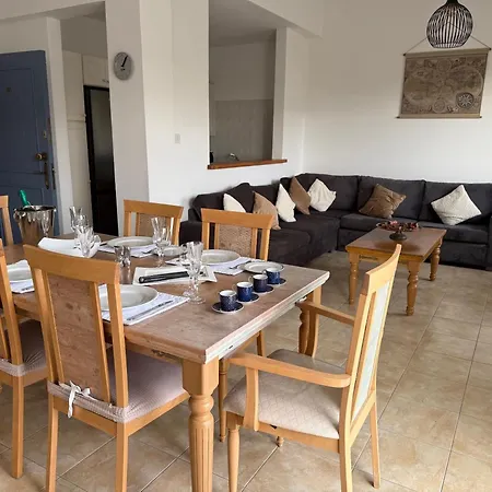 Regina Gardens - Spacious 2bed, 2bath, Sea Views, Pool, Terrace Apartman *