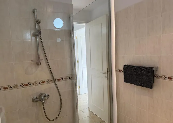 Regina Gardens - Spacious 2bed, 2bath, Sea Views, Pool, Terrace Appartement Paphos